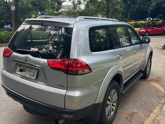 MITSUBISHI-PAJERO-3.2 HPE 4X4 7 LUGARES 16V TURBO INTERCOOLER DIESEL 4P AUTOMÁTICO MITSUBISHI-PAJERO-2017