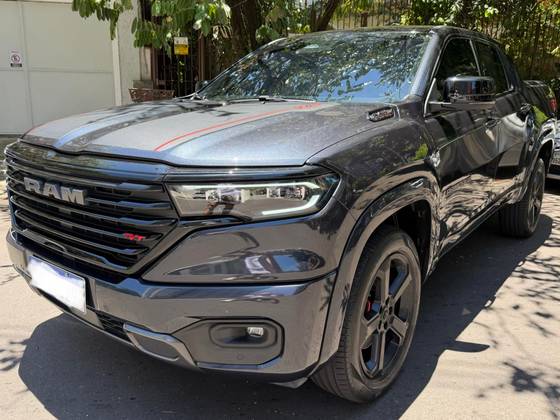 RAM RAMPAGE 2.0 HURRICANE 4 TURBO GASOLINA R/T 4X4 AUTOMÁTICO
