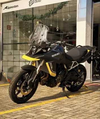 SUZUKI V-STROM 800 