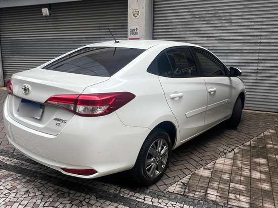 TOYOTA-YARIS-1.5 16V FLEX SEDAN XLS CONNECT MULTIDRIVE TOYOTA-YARIS-2020