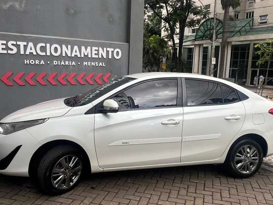 TOYOTA-YARIS-1.5 16V FLEX SEDAN XLS CONNECT MULTIDRIVE TOYOTA-YARIS-2020