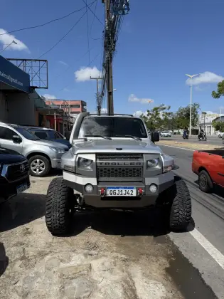 TROLLER T4 3.2 XLT 4X4 20V TURBO INTERCOOLER DIESEL 2P MANUAL TROLLER T4 3.2 XLT 4X4 20V TURBO INTERCOOLER DIESEL 2P MANUAL