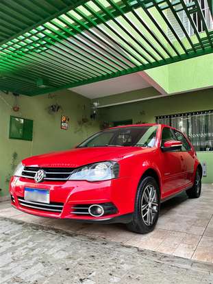 VOLKSWAGEN-GOLF-2012