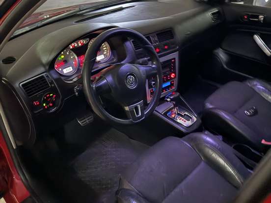 VOLKSWAGEN-GOLF-2.0 MI SPORTLINE 8V FLEX 4P TIPTRONIC VOLKSWAGEN-GOLF-2012