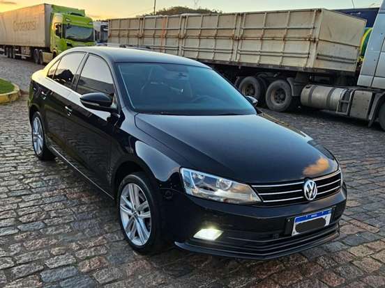 VOLKSWAGEN-JETTA-2.0 TSI HIGHLINE 211CV GASOLINA 4P TIPTRONIC VOLKSWAGEN-JETTA-2015