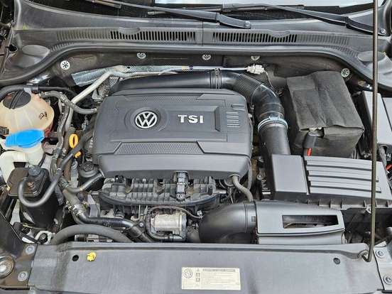 VOLKSWAGEN-JETTA-2.0 TSI HIGHLINE 211CV GASOLINA 4P TIPTRONIC VOLKSWAGEN-JETTA-2015