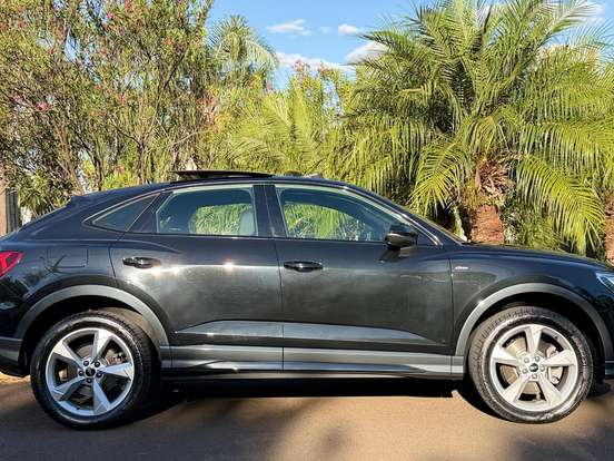 AUDI-Q3-2.0 40 TFSI GASOLINA SPORTBACK PERFORMANCE BLACK QUATTRO TIPTRONIC AUDI-Q3-2022