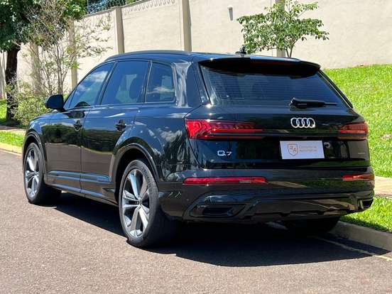 AUDI-Q7-3.0 55 TFSI GASOLINA PERFORMANCE BLACK QUATTRO TIPTRONIC AUDI-Q7-2023