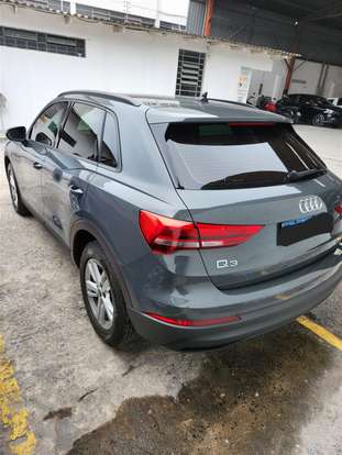 AUDI-Q3-2021