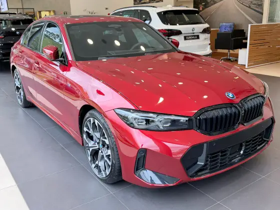 BMW 330e 2.0 16V TURBO HÍBRIDO M SPORT AUTOMÁTICO BMW 330e 2.0 16V TURBO HÍBRIDO M SPORT AUTOMÁTICO