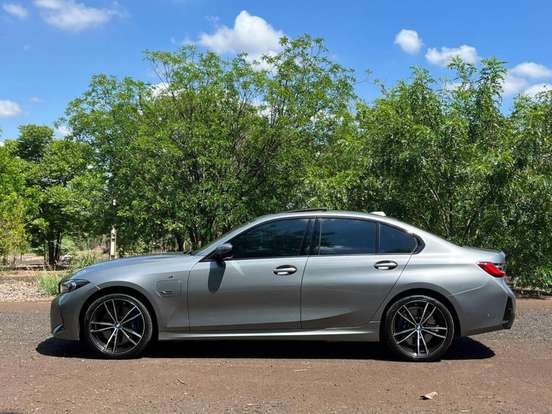 BMW-330e-2.0 16V TURBO HÍBRIDO M SPORT AUTOMÁTICO BMW-330e-2022