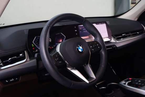 BMW-X1-2.0 16V TURBO GASOLINA SDRIVE20I X-LINE STEPTRONIC BMW-X1-2025