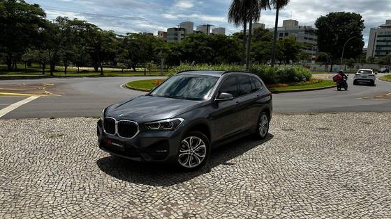 BMW X1 2.0 16V TURBO ACTIVEFLEX SDRIVE20I 4P AUTOMÁTICO