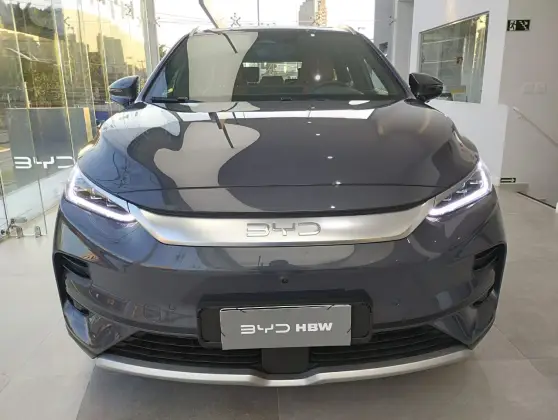 BYD TAN ELÉTRICO AWD