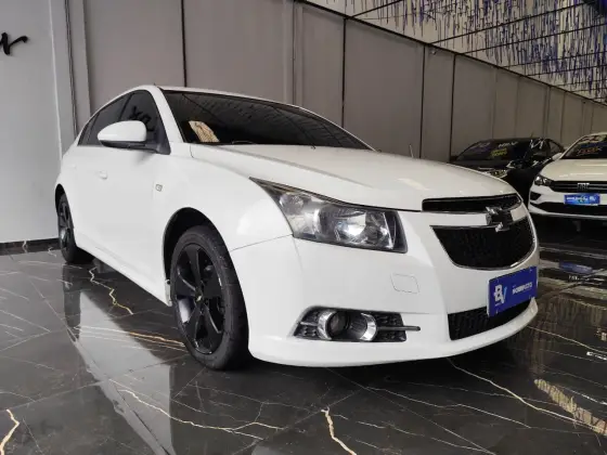 CHEVROLET CRUZE 1.8 LT 16V FLEX 4P MANUAL CHEVROLET CRUZE 1.8 LT 16V FLEX 4P MANUAL