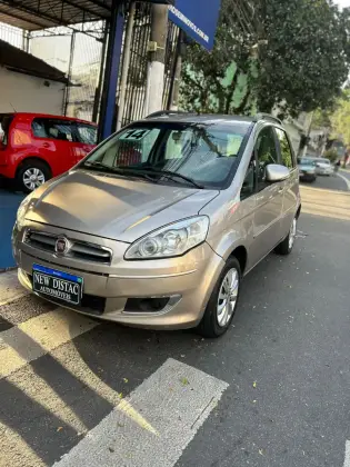 FIAT IDEA 1.4 MPI ATTRACTIVE 8V FLEX 4P MANUAL FIAT IDEA 1.4 MPI ATTRACTIVE 8V FLEX 4P MANUAL