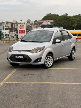 FORD FIESTA 1.6 ROCAM SEDAN 8V FLEX 4P MANUAL