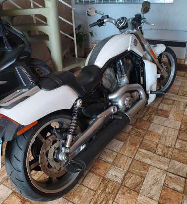 HARLEY-DAVIDSON-V-ROD MUSCLE-2014
