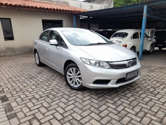 HONDA CIVIC 1.8 LXS 16V FLEX 4P AUTOMÁTICO