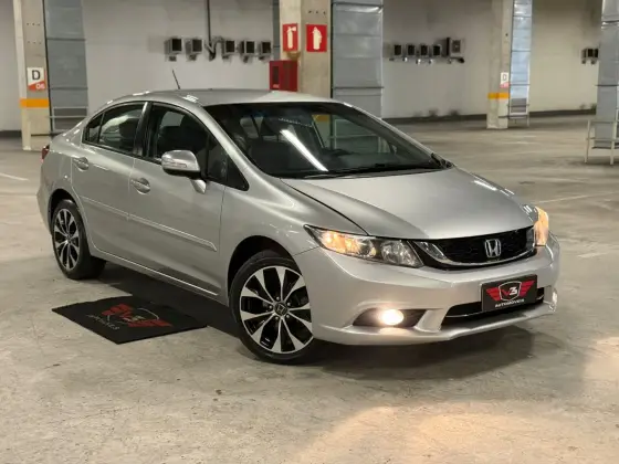 HONDA CIVIC 2.0 LXR 16V FLEX 4P AUTOMÁTICO HONDA CIVIC 2.0 LXR 16V FLEX 4P AUTOMÁTICO