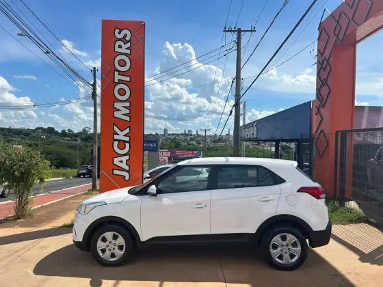 HYUNDAI CRETA 1.6 16V FLEX ATTITUDE AUTOMÁTICO HYUNDAI CRETA 1.6 16V FLEX ATTITUDE AUTOMÁTICO