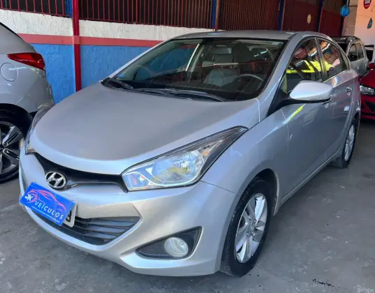 HYUNDAI HB20S 1.0 COMFORT PLUS 12V FLEX 4P MANUAL