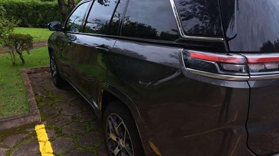 JEEP-COMMANDER-2021