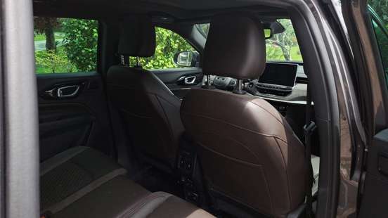 JEEP-COMMANDER-1.3 T270 TURBO FLEX OVERLAND AT6 JEEP-COMMANDER-2021