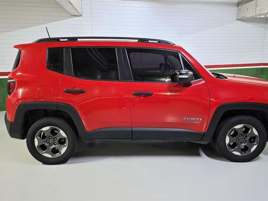 JEEP-RENEGADE-2.0 16V TURBO DIESEL SPORT 4P 4X4 AUTOMÁTICO JEEP-RENEGADE-2016