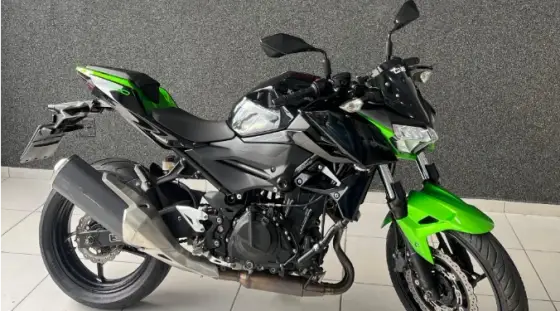 KAWASAKI Z400 KAWASAKI Z400