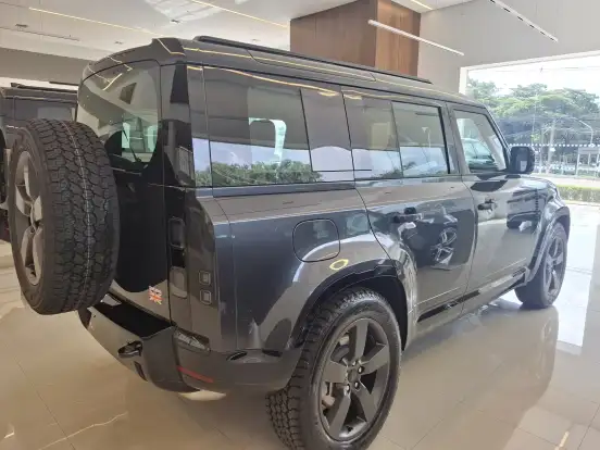 LAND ROVER-DEFENDER-3.0 D350 TURBO DIESEL MHEV 110 X-DYNAMIC HSE AWD AUTOMÁTICO LAND ROVER-DEFENDER-2025