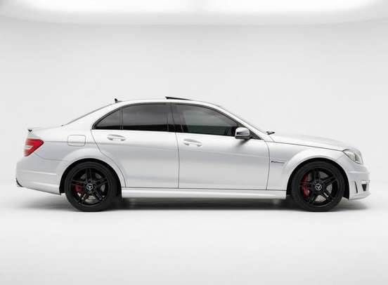 MERCEDES-BENZ-C 63 AMG-2011
