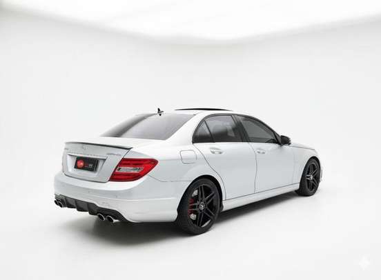 MERCEDES-BENZ-C 63 AMG-2011
