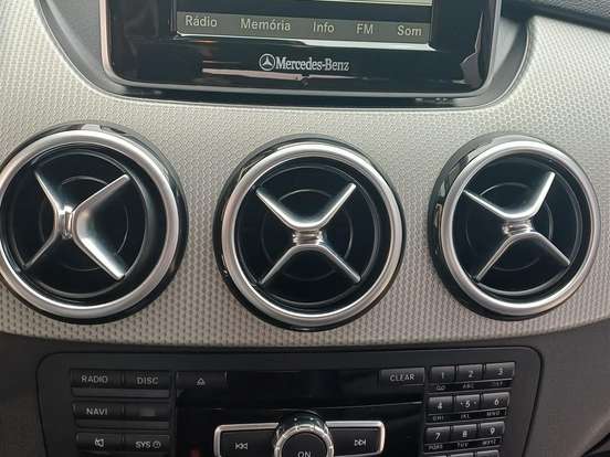 MERCEDES-BENZ-B 200-1.6 SPORT TURBO GASOLINA 4P AUTOMÁTICO MERCEDES-BENZ-B 200-2015