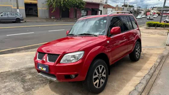 MITSUBISHI PAJERO TR4 2.0 4X4 16V 140CV FLEX 4P AUTOMÁTICO MITSUBISHI PAJERO TR4 2.0 4X4 16V 140CV FLEX 4P AUTOMÁTICO
