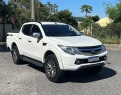 MITSUBISHI L200 TRITON 2.4 16V TURBO DIESEL SPORT HPE-S CD 4P 4X4 AUTOMÁTICO MITSUBISHI L200 TRITON 2.4 16V TURBO DIESEL SPORT HPE-S CD 4P 4X4 AUTOMÁTICO