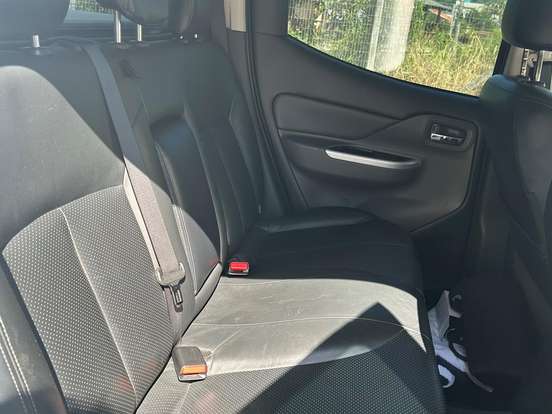 MITSUBISHI-L200 TRITON-2.4 16V TURBO DIESEL SPORT HPE-S CD 4P 4X4 AUTOMÁTICO MITSUBISHI-L200 TRITON-2019