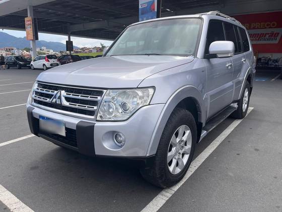 MITSUBISHI PAJERO FULL 3.2 GLS 4X4 16V TURBO INTERCOOLER DIESEL 4P AUTOMÁTICO