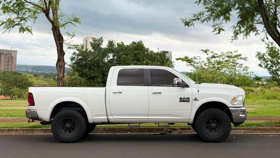 RAM-2500-6.7 LARAMIE 4X4 CD I6 TURBO DIESEL 4P AUTOMÁTICO RAM-2500-2011