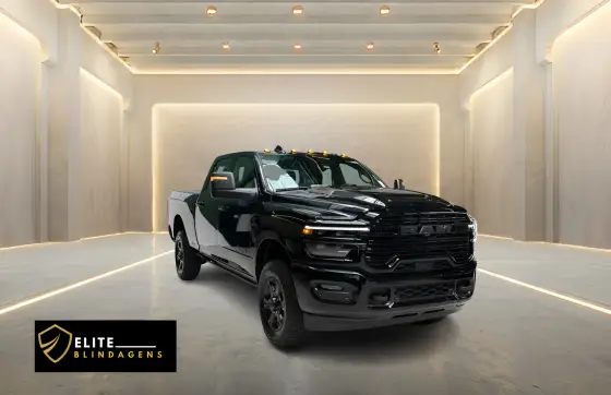 RAM 3500 6.7 I6 TURBO DIESEL LARAMIE NIGHT EDITION CD 4X4 AUTOMÁTICO RAM 3500 6.7 I6 TURBO DIESEL LARAMIE NIGHT EDITION CD 4X4 AUTOMÁTICO