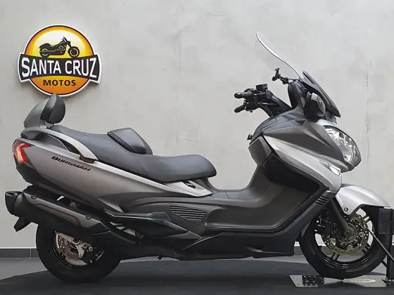 SUZUKI BURGMAN 650 EXECUTIVE 