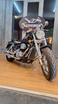 SUZUKI MARAUDER 800 