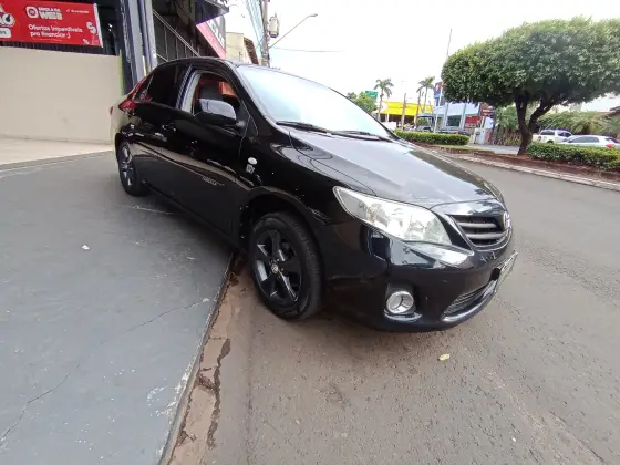 TOYOTA COROLLA 1.8 GLI 16V FLEX 4P AUTOMÁTICO TOYOTA COROLLA 1.8 GLI 16V FLEX 4P AUTOMÁTICO