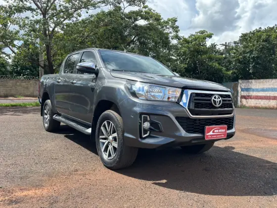 TOYOTA HILUX 2.7 SRV 4X4 CD 16V FLEX 4P AUTOMÁTICO