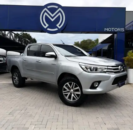 TOYOTA HILUX 2.8 SRX 4X4 CD 16V DIESEL 4P AUTOMÁTICO