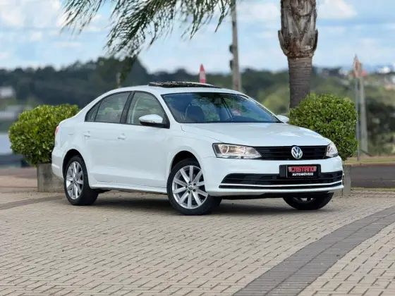 VOLKSWAGEN JETTA 2.0 COMFORTLINE FLEX 4P TIPTRONIC VOLKSWAGEN JETTA 2.0 COMFORTLINE FLEX 4P TIPTRONIC