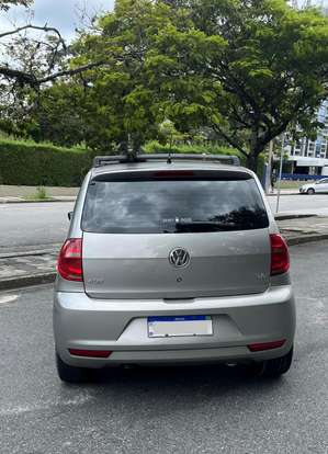VOLKSWAGEN-FOX-2012