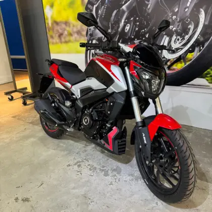 BAJAJ DOMINAR 250 
