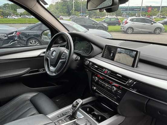 BMW-X5-2018