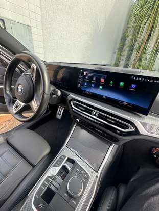 BMW-320i-2023